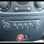 Donde esta fusibles renault megane 2006