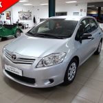 Descubre la incre&iacute;ble altura libre al suelo de la Toyota Hilux &iexcl;Supera todo obst&aacute;culo!