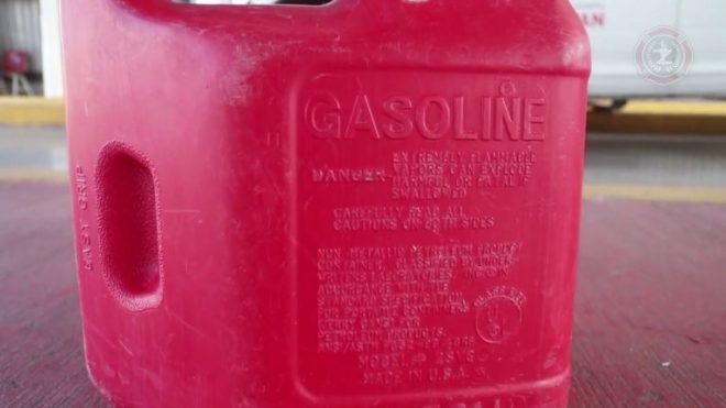 ¿Puedes almacenar gasolina en casa? Descubre si es legal.