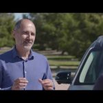 Descubre el significado de las luces del salpicadero de tu coche.