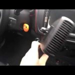 Descubre el significado de las luces del salpicadero de tu coche.